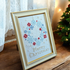 刺繍キット　スノーフレークとポインセチアのリースの画像