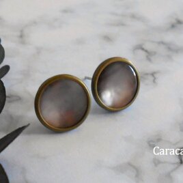 ニュアンスカラーボタンのピアス