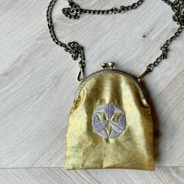 シルク帯地のがま口ショルダーポーチ/obi crossbody clasp pouch with embroideryの画像
