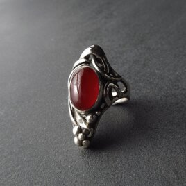 こっくり赤色　カーネリアン・シルバーリング