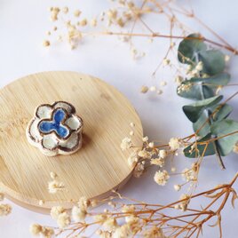 雑誌掲載【信楽焼】アロマ 華やぐ（HANAYAGU)　　 陶器　伝統工芸　ブローチ　信楽焼AROMAの画像