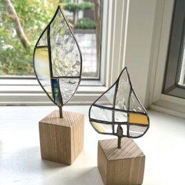 白樺の葉っぱの壁掛け鏡s/シック〜ステンドグラス | iichi 日々