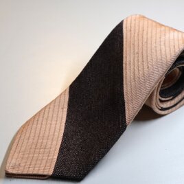 ネクタイ（珊瑚色＋こげ茶）の画像