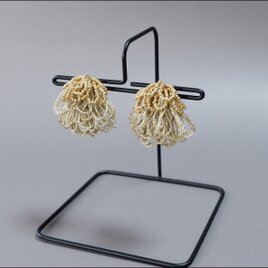 アヴリルビーズイヤリング　YGの画像