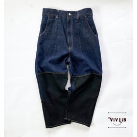 男女兼用/岡山産上質セルビッチデニムの切り替えサルエルデニムパンツの画像