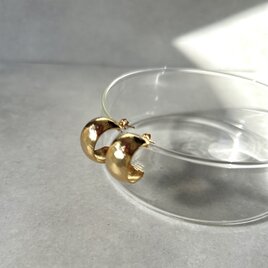 〈Ryutoan〉volumeピアス ゴールドの画像