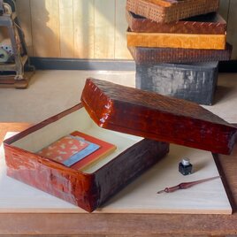 竹細工 つづらの文庫箱 網代編み 朱 | iichi 日々の暮らしを