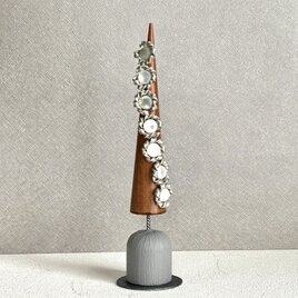 ホワイトシェルと錫のツリーオブジェ