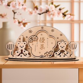 〖 予約販売 〗桃の節句 雛人形 | くまver. 木製 ひな人形 花の形をした名入り木札 set 名前入り ひな祭りの画像