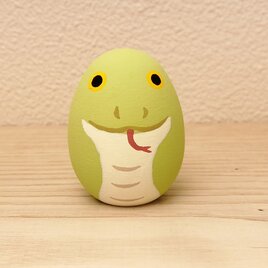 干支たまご  巳  黄緑 Ｓの画像