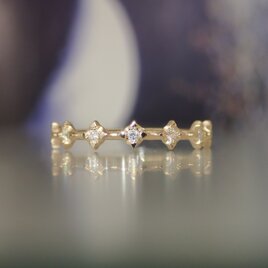 スターレット ハーフエタニティ リング (ダイヤモンド K10）の画像