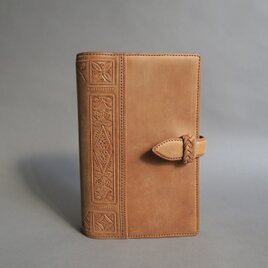 tobira-bible size(brown)の画像
