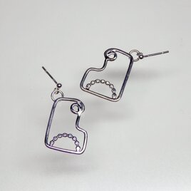 Silver Abstract Earringsの画像