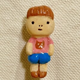 ブローチ【猫シャツ】の画像
