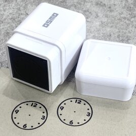 陶芸作家コラボ作品】亀模様表札 陶器プレート (茶壺青磁釉使用) オーダーメイド | iichi  日々の暮らしを心地よくするハンドメイドやアンティークのマーケットプレイス