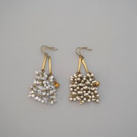 water drop pierce シルバーの画像