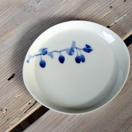 クコの実ゆらり　 プレート15㎝のお皿