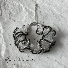 フリルビーズ✨ブレスレット