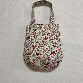 お散歩トート　そこまでトート　小さなお花の画像
