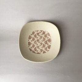 スリップ模様 角丸四方皿の画像