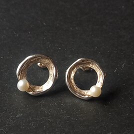 【再販】Utoka ☆ silver   まんまるピアスの画像