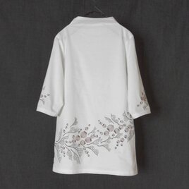 小さな実りたちの森＊筆描きTシャツ 七分袖オフネックの画像