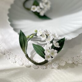 布花作品♡すみれのブーケ 再販】布花 かれんな野すみれのブーケコサージュ | iichi 日々の