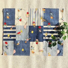 ランチョンマット　敷物　小鳥柄　お弁当包み、小物包みなどにも　小風呂敷にもの画像
