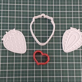 クッキー型　イチゴ　つぶつぶ　断面　セットの画像