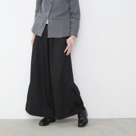 Maki pants - beige / blackの画像