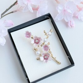 はんなり美しい 桜の小枝ブローチの画像
