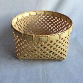 四つ目編みかごの画像