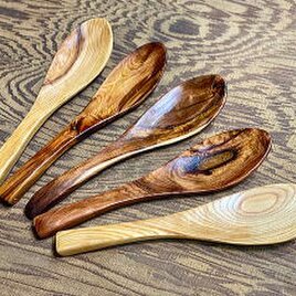 吉野杉の夫婦茶碗 | iichi 日々の暮らしを心地よくする