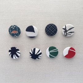 残り布で作るくるみブローチ Lサイズ 【選べます】の画像