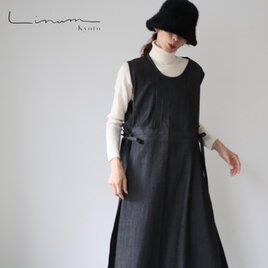 岡山県児島デニムで魅せる、デザインタックサイドスリットエプロンワンピース／8オンスデニムワンピース／の画像