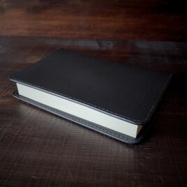 《文庫本サイズ》レザーブックカバー（Nero）の画像
