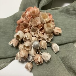 コサージュ　桜染めの画像