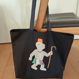 アップリケとパッチワークのトートバッグの画像