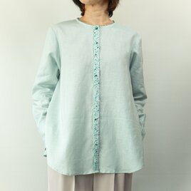 ビーズきらめくドレスシャツ　【パステルミント・長袖・比翼・ノーカラー丸首・貝ボタン】