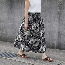 ノルディック調フラワー　綿麻ギャザースカート（ グレー ）リネン 麻 ロング マキシ ポケット