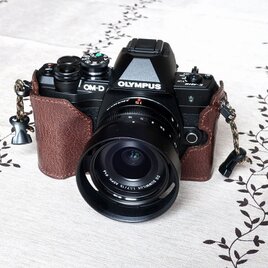 【売約済み】カメラケース 本革ハンドメイド オリンパス OM-D E-M10 mark4用 ダークブラウン #195の画像