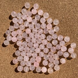 ローズクォーツ8mm玉　100個セットの画像