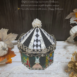 童話の世界から飛び出したような、うさぎと森のハウス型ボックス（送料無料）