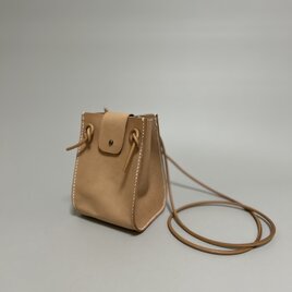 栃木レザー巾着ポシェット◆ナチュラル　　サコッシュ　スマホショルダー　スマホポシェット　の画像