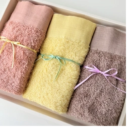 草木染ふわふわタオルハンカチ（3色セット）の画像