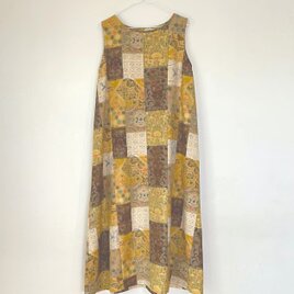 ＊アンティーク着物＊花と壺模様真綿紬のワンピース（Lサイズ）の画像