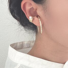 パールイヤーカフ 【Mederu】ダブルライン　2連イヤーカフ 重ね付け風　ゴールドの画像