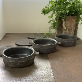 蓋付　オーバル深豆皿(グラタン豆皿)  黒釉&黒泥彩　「継」handle  (25170)