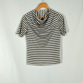 [53-3] le haut drapé à colの画像