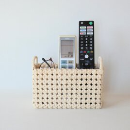 コンパクト卓上収納 3仕切り / 白樺 /リモコンラックの画像